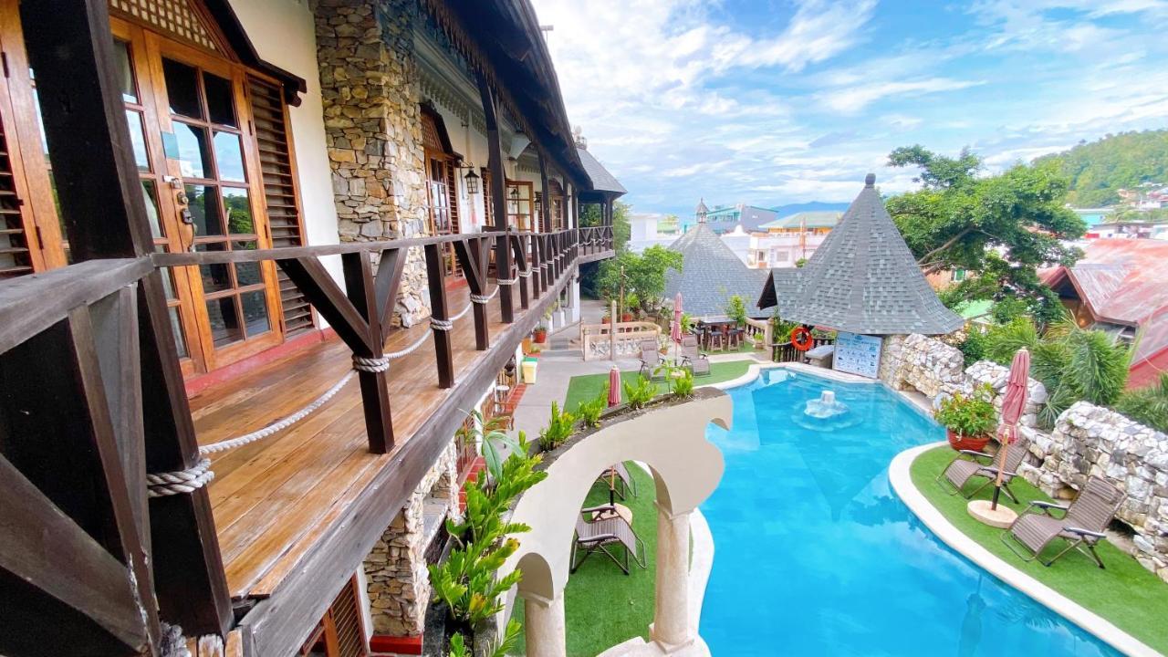 Tropicana Castle Dive Resort Powered By Cocotel Puerto Galera Kültér fotó