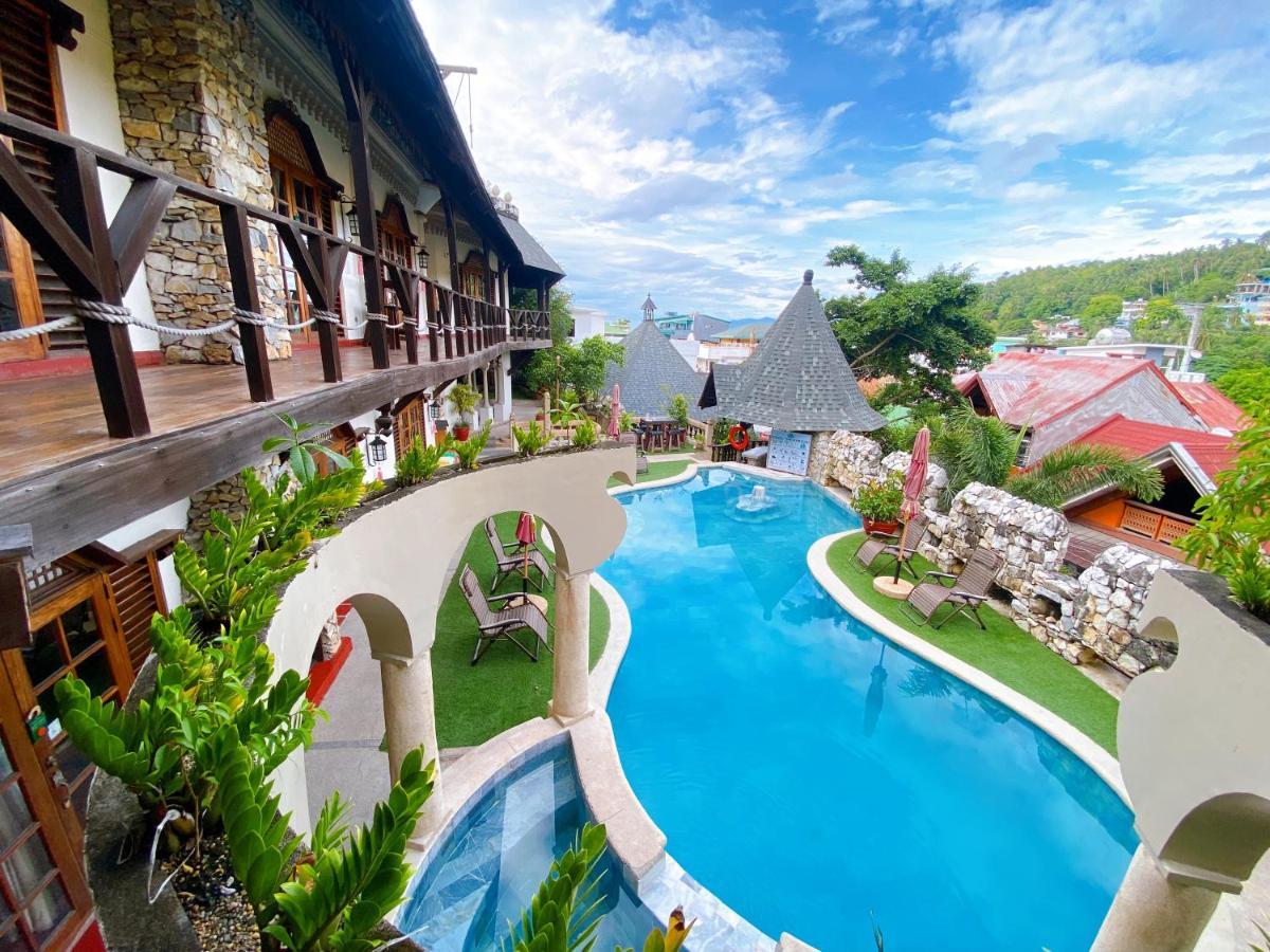 Tropicana Castle Dive Resort Powered By Cocotel Puerto Galera Kültér fotó